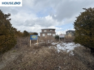 八戸市大字新井田字石動木平